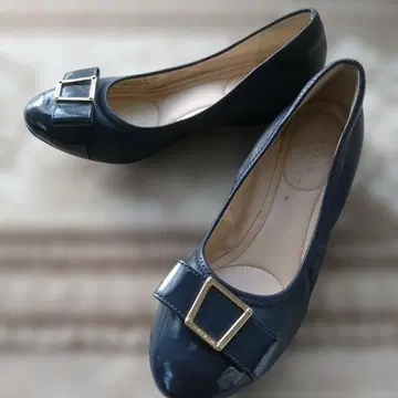 [ 새상품급 ] 콜한 네이비 로우힐 펌프스 6B ( 23cm ) 여성용