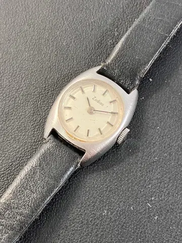 [ Zodiac/조디악 ] 수동 와인딩 손목시계 앤티크 여성용 작동품