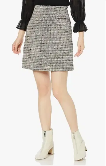 [ 새상품급 ] Lily Brown 트위드 미니 스커트