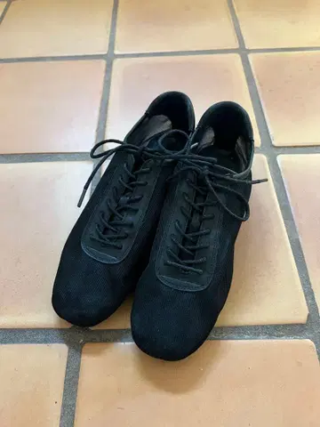 ohotoro sheer pointe shoes