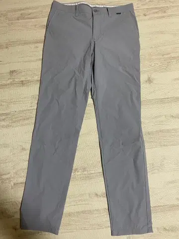 [트래비스 매슈] 그레이 골프 팬츠 남성 의류