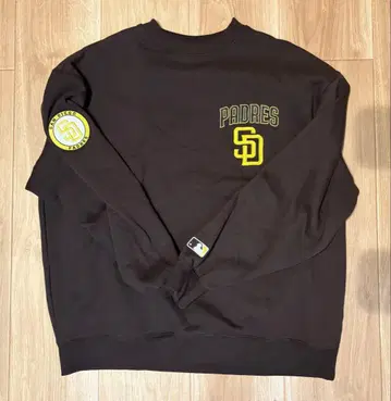 파드레스 맨투맨