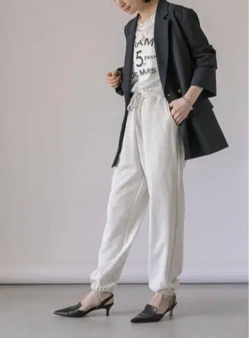 [ 새상품 ] RIVE DROITE 리브 드와 맨투맨 이지 팬츠 그레이