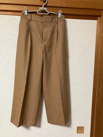 리플렉트 베이지 와이드 팬츠 허리밴딩