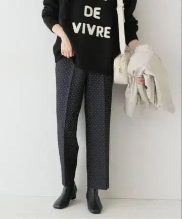 SLOBE IENA 라메 도트 자카드 슬랙스