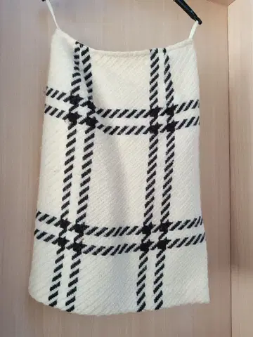 울 아이보리 블랙 체크 타이트 스커트