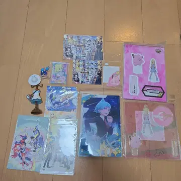 아크릴 스탠드와 부속품 세트