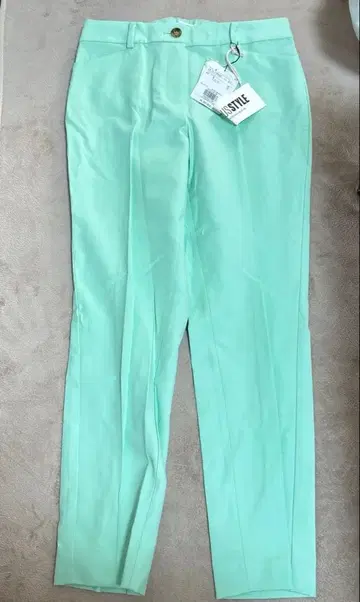 플라스테 스틱 팬츠