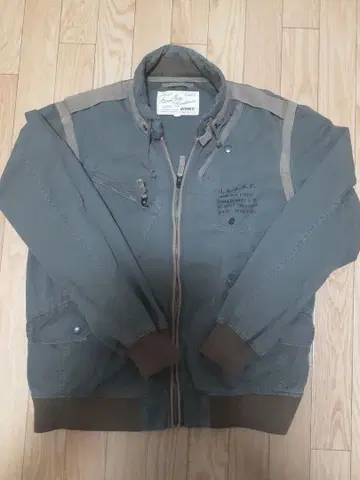 AVIREX 이지 스텐실 자켓