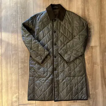 M.I.D.A. 다크 그린 퀼팅 코트