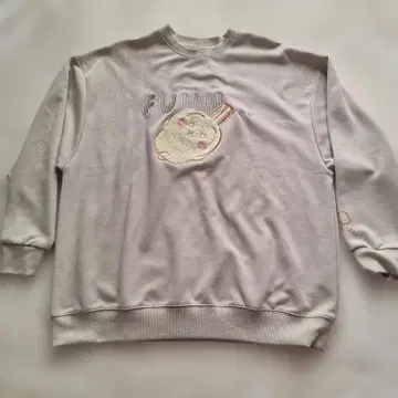 새상품 치이카와 트레이닝복 토끼 베이지