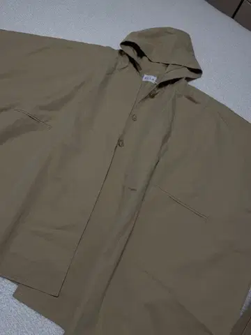 eLLa 후드 부착 베이지 판초