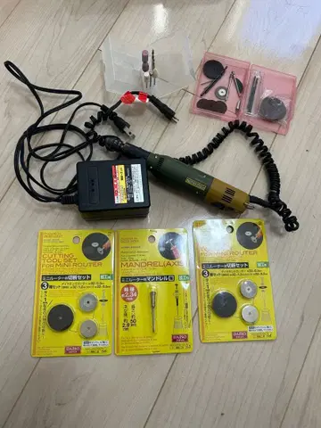 PROXXON 미니 루터 본체와 액세서리 세트