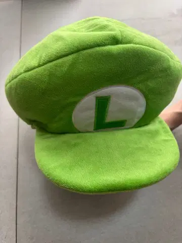 루이지 캡 타입 모자 그린