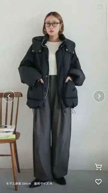 Ungrid 블랙 다운 자켓 S 사이즈