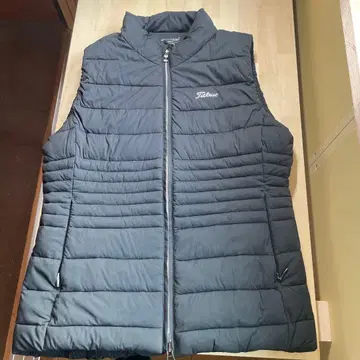 타이틀리스트 다운 베스트 여성용 L 사이즈, 블랙