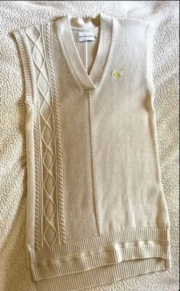 Calvin Klein 케이블 인터레스트 니트 원피스 아이보리