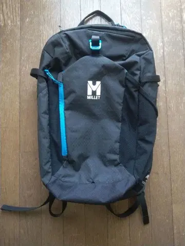 MILLETT UBIC20L 백팩 블랙/파랑