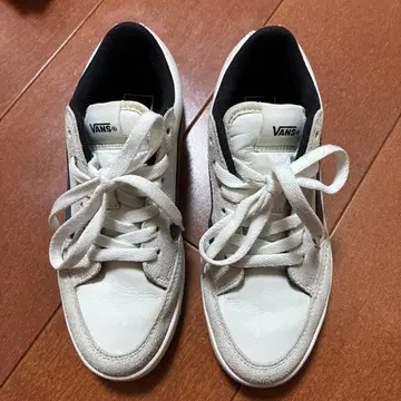 VANS 화이트/네이비 스니커즈 23cm