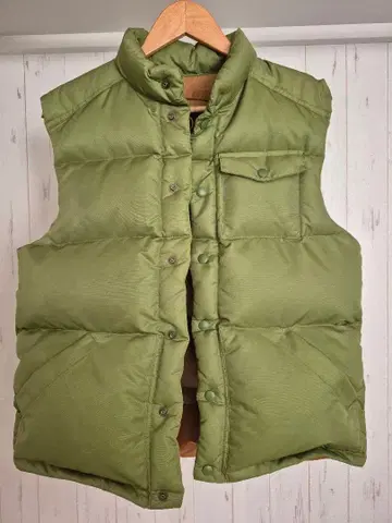 AIGLE 올리브 그린 다운 베스트 L 사이즈