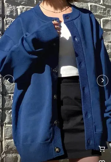 Snap club 라운드넥 빅 실루엣 니트 가디건 블루