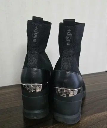 diana 블랙 웨지 힐 니트 부츠