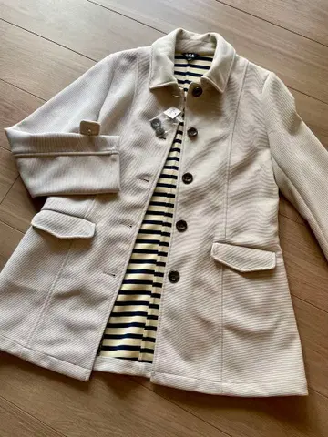 미사용 새상품 아이보리 스텐카라 코트 11호