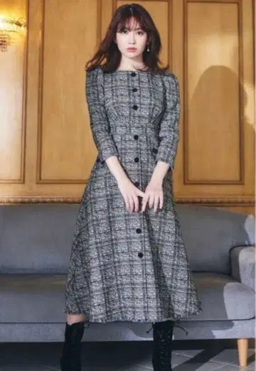 Herlipto 클래식 트위드 미디 드레스 M 사이즈