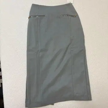 COHINA 울 소재 지퍼 디자인 스커트