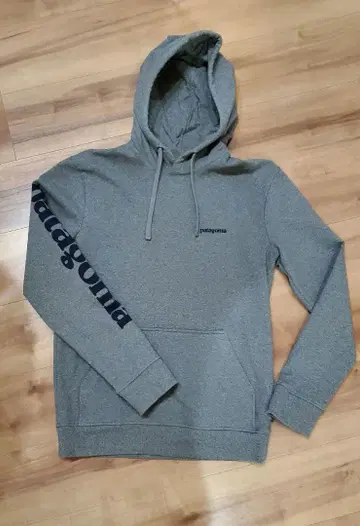 patagonia 그레이 후드 부착 후드티