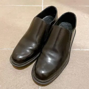 [ 닥터마틴 ] 루이스 사이드 고어 부츠 블랙 uk3 22 레어 로퍼