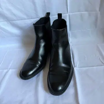 ZARA 사이드 고어 부츠 블랙