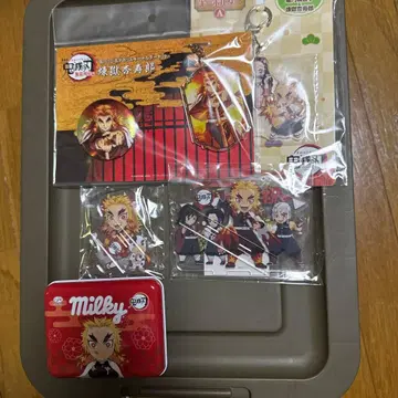 렌고쿠 쿄쥬로 굿즈 세트 귀멸의 칼날