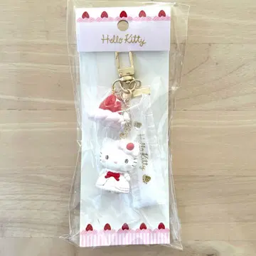 산리오 헬로키티 딸기 휘핑 케이크 키링 당일 발송
