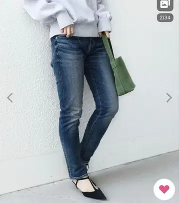 SHIPS 슬림 테이퍼트 데님 (네이비)