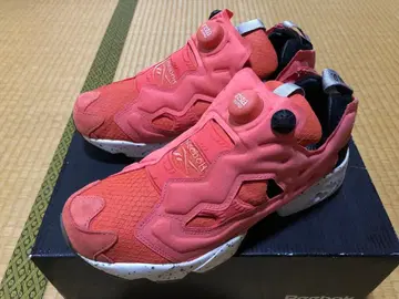 REEBOK INSTA PUMP FURY OG END SALMON 25