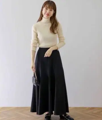 어반 리서치 서니 라벨 양이온 머메이드 플레어 스커트