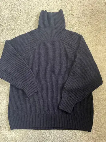 그린 라벨 릴랙싱 해밀턴 네이비 터틀넥 스웨터