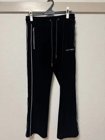 LAST NEST 벨로아 팬츠