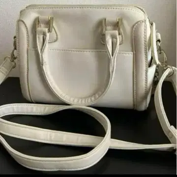 화이트 숄더백 핸드백 2way