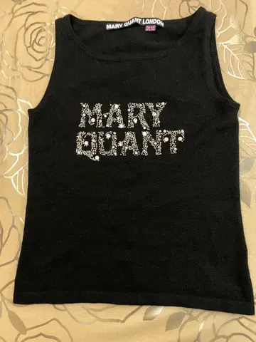 MARY QUANT 블랙 니트 슬리브리스