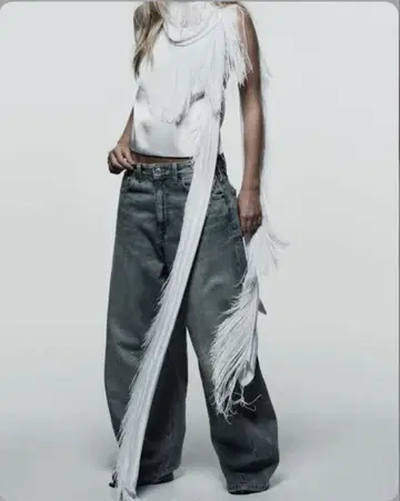 Zara 배기 벌룬 미드 라이즈 데님 팬츠