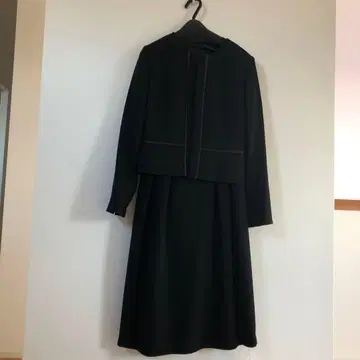 벨메종 스타일 노트 블랙 포멀 원피스 수트 새상품급