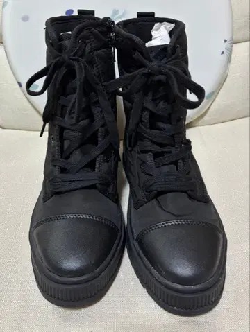 유니클로: C 부츠 블랙 24cm