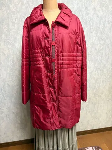 빨간색 퀼팅 자켓