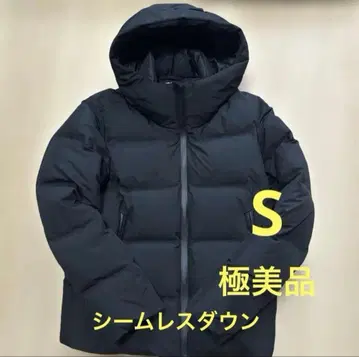 [ 미사용급 컨디션 최상 ] 유니클로 심리스 다운 파카 블랙 S 사이즈