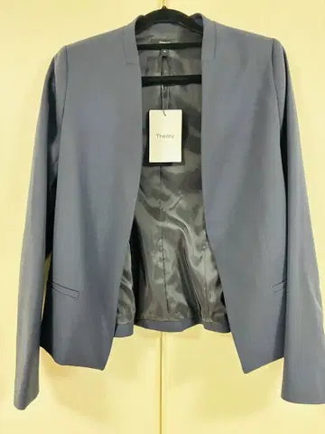 새상품 Theory 다크 블루 정장 세트