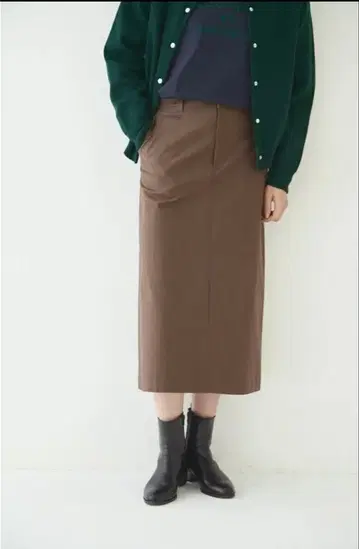 human woman 타이트 스커트