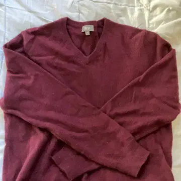 캐시미어 V넥 스웨터