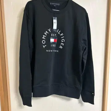 새상품 TOMMY HILFIGER 블랙 맨투맨 M